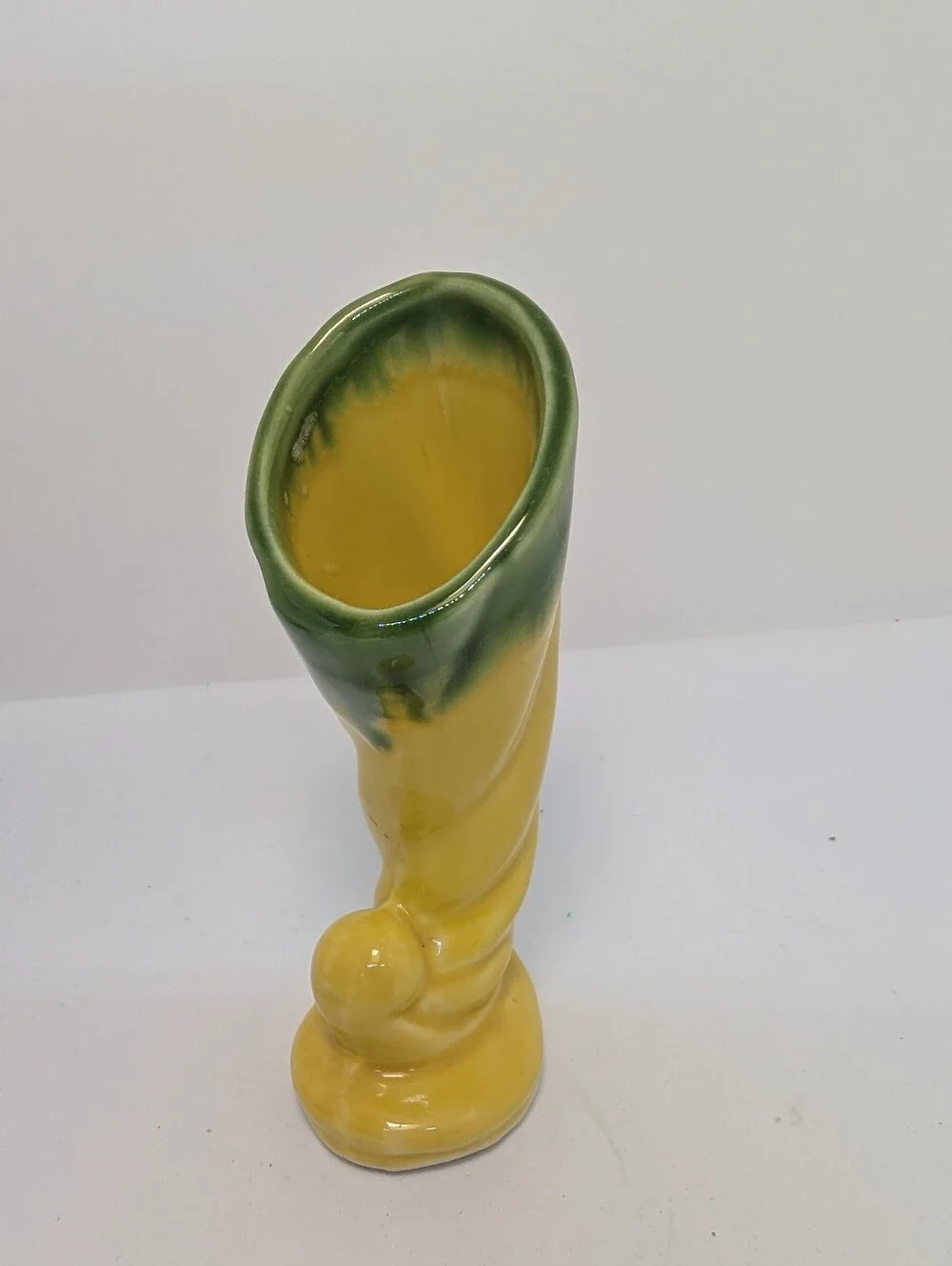 Vtg Shawnee Pottery Cornucopia Yellow and Green Swirl Mini Bud Vase